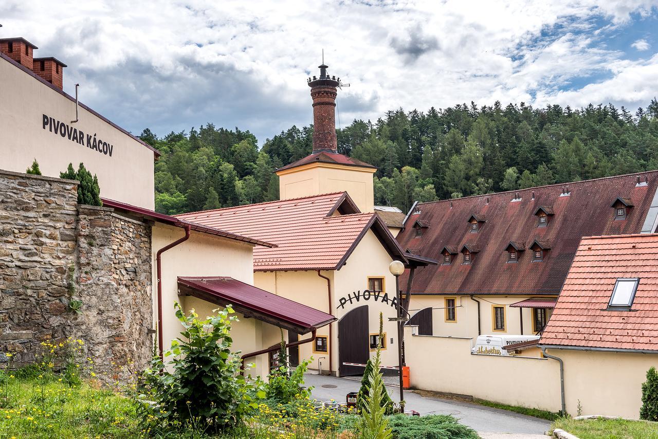 Hotel Pivovar Kácov Exterior foto